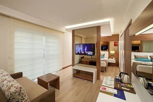 Süit, 2 Yatak Odası, 2 Banyolu (Sea Side)