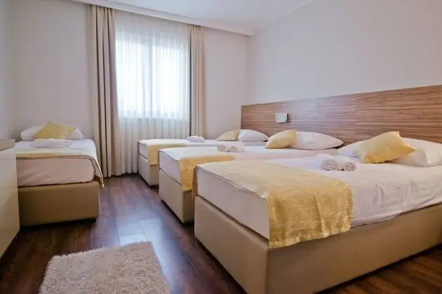 Family Oda, Şehir Manzaralı