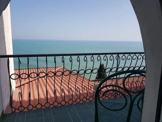 Tek Büyük Yataklı Oda, Deniz Manzaralı