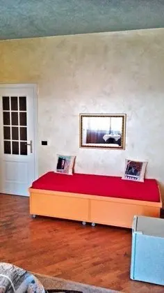 Üç Kişilik Oda, Ortak Banyo