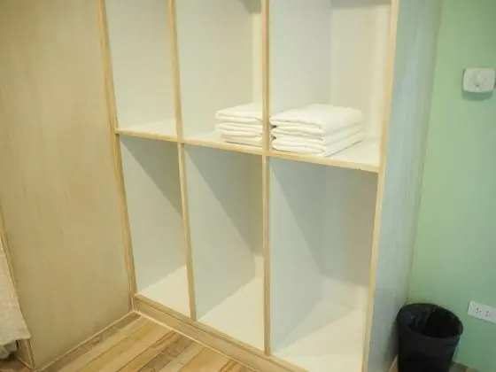 Ortak Ranzalı Oda, Birden Çok Yatak, Sigara İçilmez