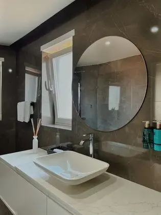 Tek Büyük Yataklı Oda, 1 Büyük (Queen) Boy Yatak, Ortak Banyo