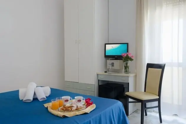 Tek Büyük Yataklı Oda