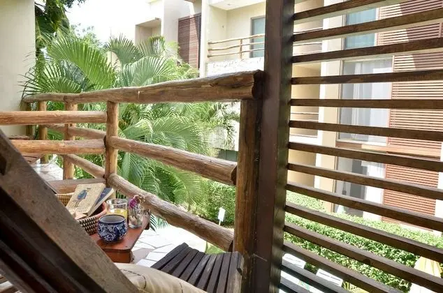 Habitación con 2 camas queen, vista al jardín