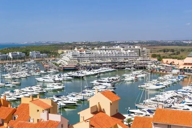 Apart Daire, 1 Yatak Odası, Balkon, Marina Manzaralı