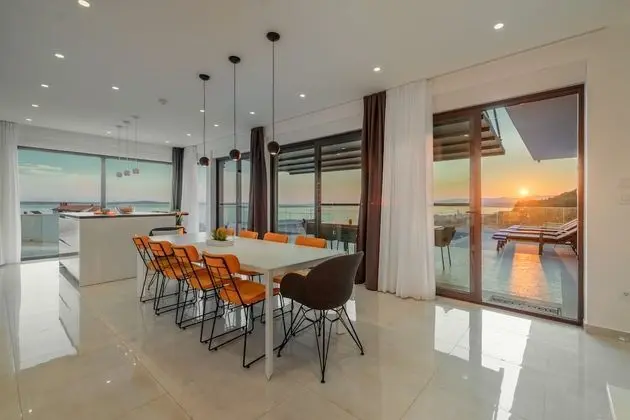 Design Villa, Şömine, Deniz Manzaralı