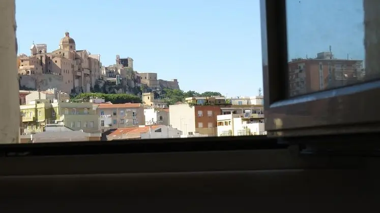 Tek Büyük Yataklı Oda, 1 Çift Kişilik Yatak, Ortak Banyo