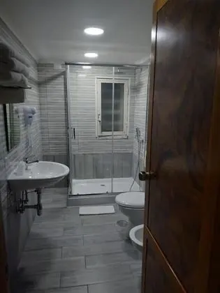 Dört Kişilik Oda