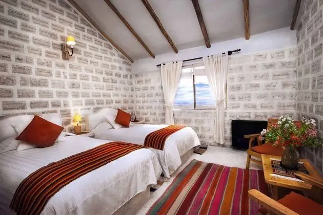 Oda, 2 Tek Kişilik Yatak, Göl Manzaralı