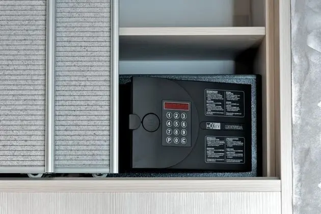 Standard Tek Büyük Yataklı Oda