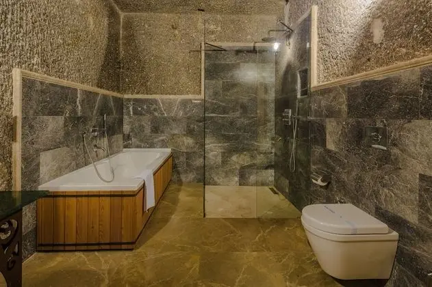 Comfort Suite, City View