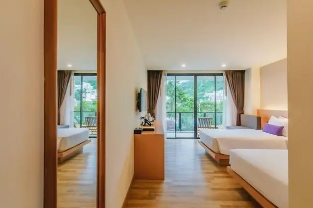 Deluxe Tek Büyük veya İki Ayrı Yataklı Oda, Balkon
