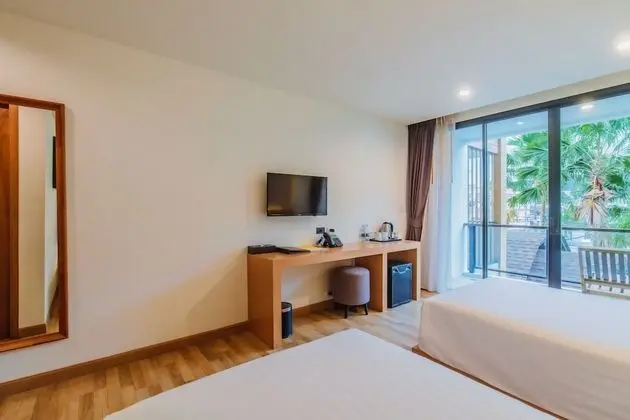 Deluxe Tek Büyük veya İki Ayrı Yataklı Oda, Balkon