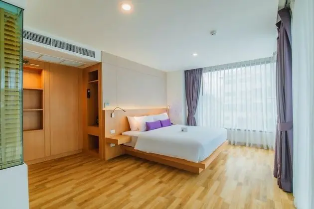 Lunar One Bedroom Suite