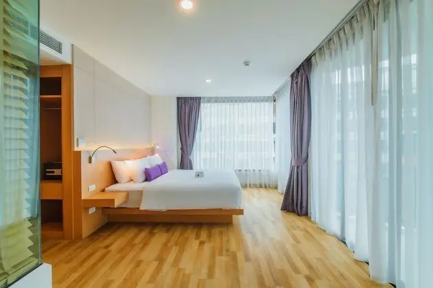 Lunar One Bedroom Suite