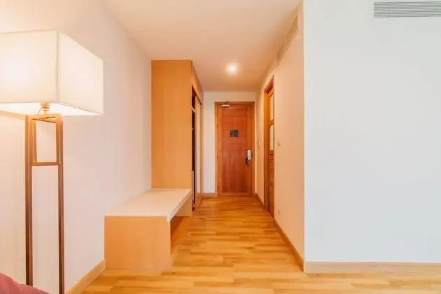 Lunar One Bedroom Suite