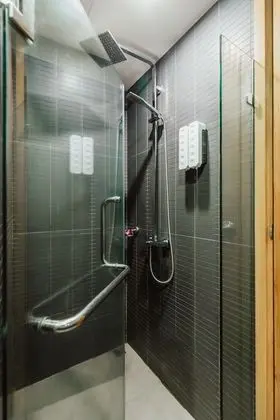 Lunar One Bedroom Suite