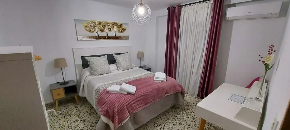 Basic Ev, 4 Yatak Odası, Dağ Manzaralı