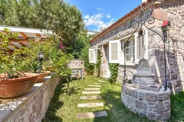 Balayı Odası Bahçe Manzaralı