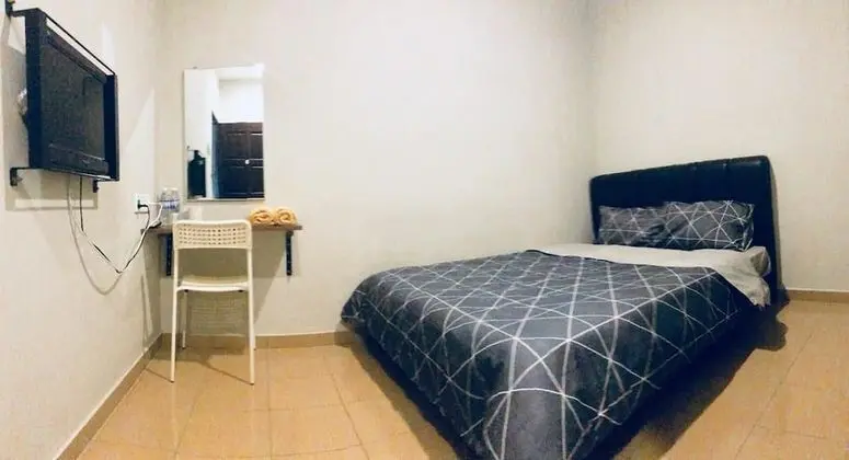 Tek Büyük Yataklı Oda