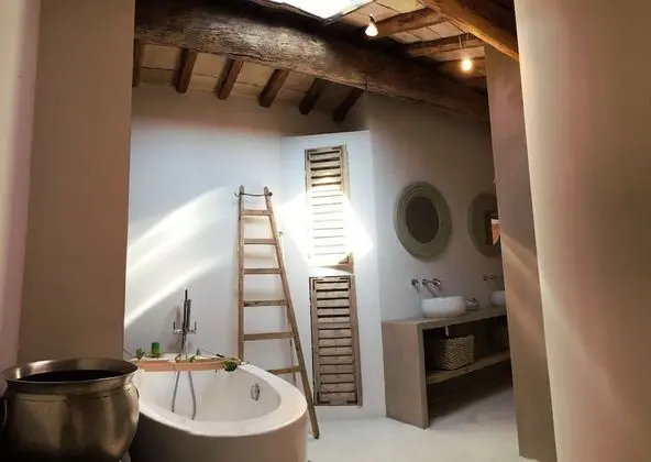 Family Oda, Ortak Banyo