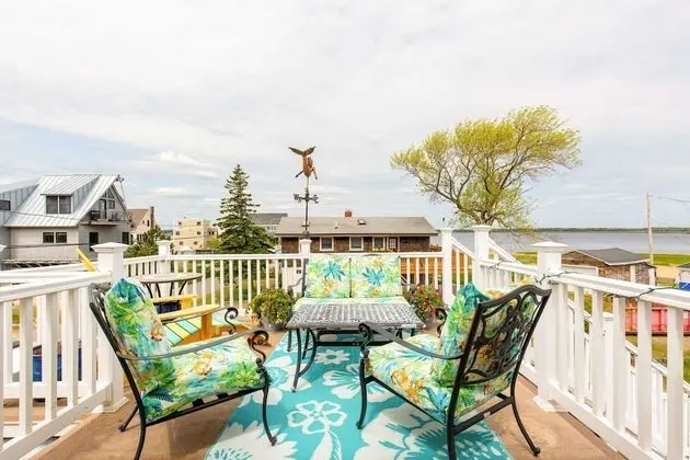 Oda (Luney Dunes Penthouse)