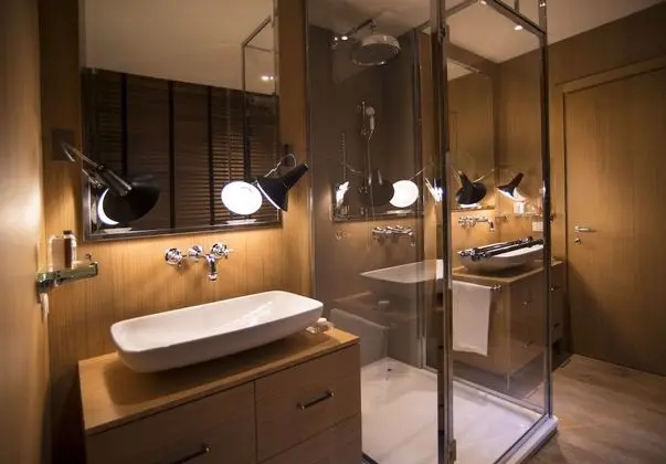 Design Süit, Nehir Manzaralı