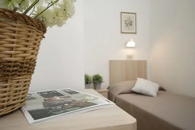 Tek Büyük veya İki Ayrı Yataklı Oda, Bahçe Manzaralı