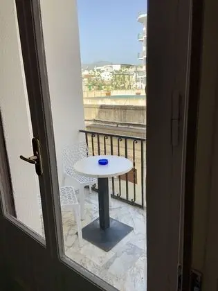 Superior Tek Büyük veya İki Ayrı Yataklı Oda, Avlu Manzaralı, Dağ Yamacı