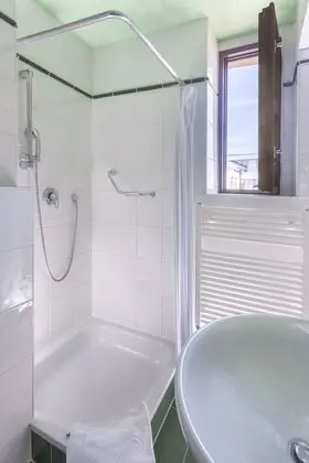 Standard Tek Büyük veya İki Ayrı Yataklı Oda