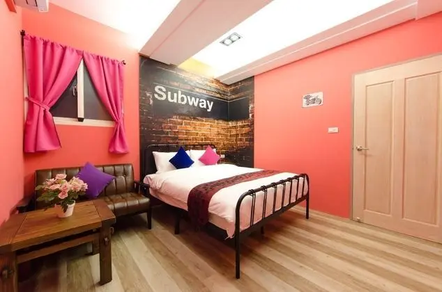 Tek Büyük Yataklı Oda (Subway)