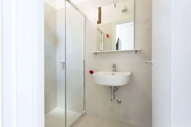 Tek Kişilik Oda, 1 Tek Kişilik Yatak
