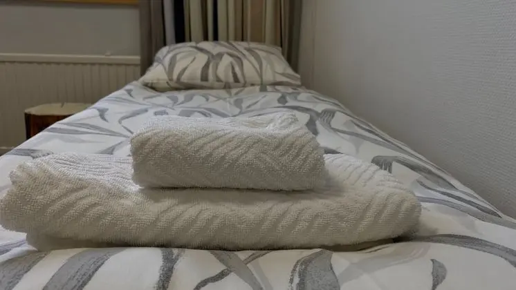 Compact Twin Room, Sea View