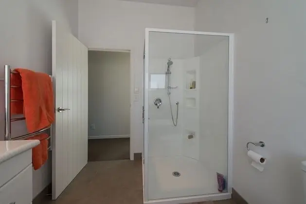 Oda, 2 Tek Kişilik Yatak, Ortak Banyo, Bahçe Manzaralı
