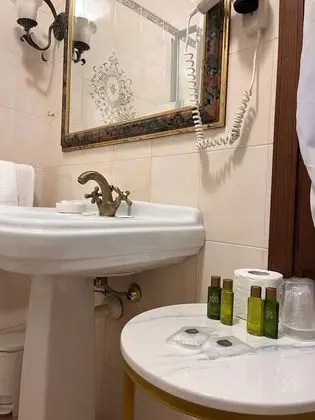 Classic Tek Büyük veya İki Ayrı Yataklı Oda