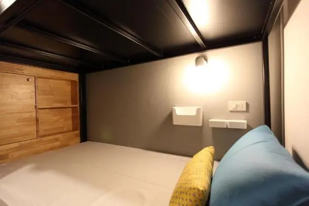 Bed in 4-Bed Mixed Dormitory Room