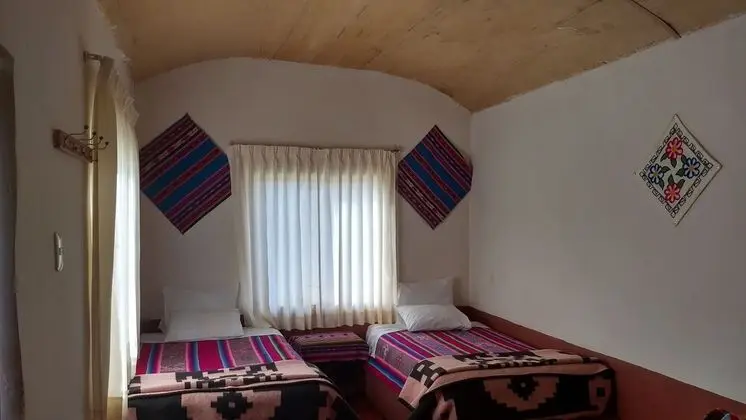 Üç Kişilik Oda