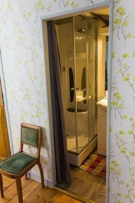 Tek Büyük Yataklı Oda (Begonia)