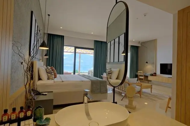 Jakuzili Deluxe Oda, Deniz Manzaralı, Jakuzili
