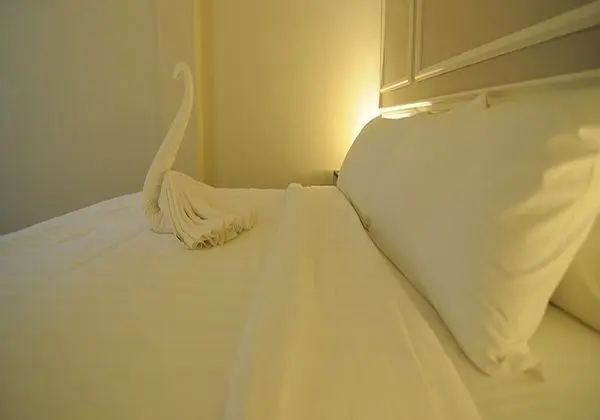 Deluxe Queen