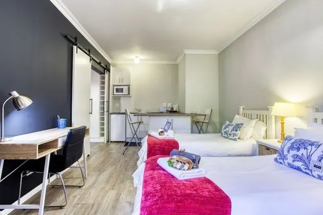 Oda, 1 Yatak Odası, Engellilere Uygun, Şömine