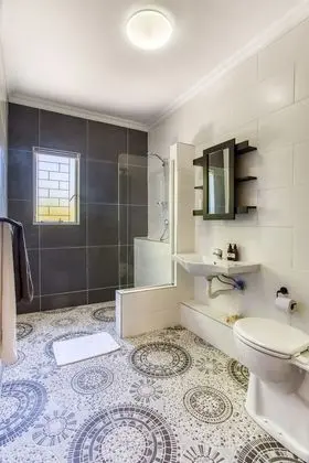 Oda, 1 Yatak Odası, Engellilere Uygun, Şömine