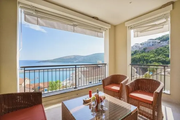 Apart Daire, 1 Yatak Odası, Deniz Manzaralı (G-211)