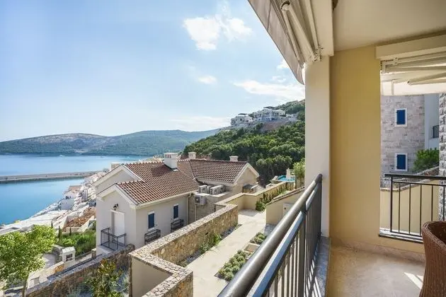 Apart Daire, 1 Yatak Odası, Deniz Manzaralı (G-211)