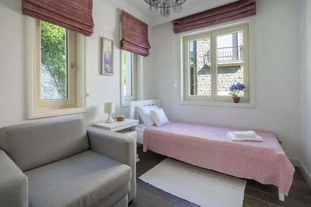 Apart Daire, 2 Yatak Odası, Deniz Manzaralı (C-606)