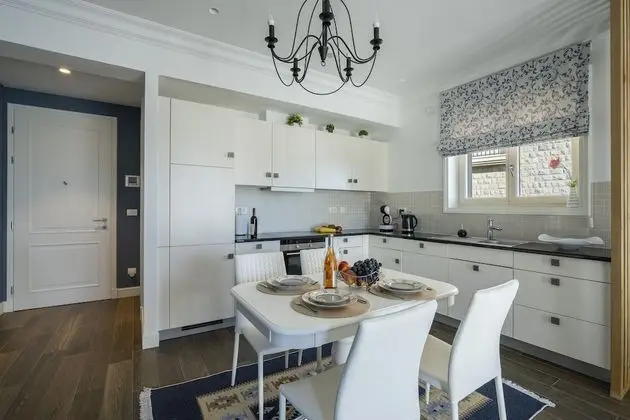 Apart Daire, 2 Yatak Odası, Deniz Manzaralı (C-606)
