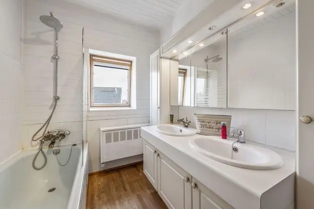 Villa, 4 Yatak Odası (Lustucru)