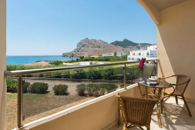 1 Çift Kişilik Veya 2 Tek Kişilik Yatak Sea View