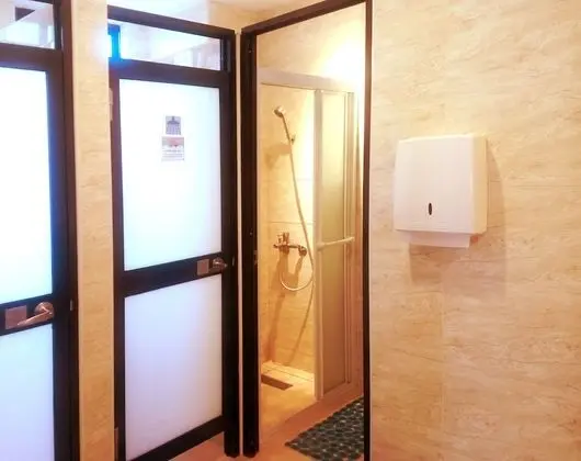 Basic Tek Kişilik Oda, Ortak Banyo