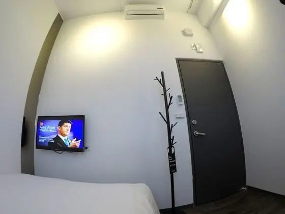Tek Büyük Yataklı Oda, 1 Çift Kişilik Yatak, Ortak Banyo